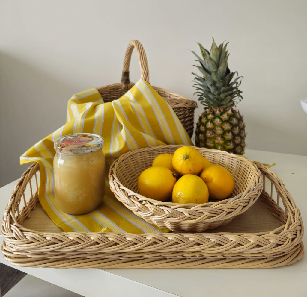Wicker serving tray 013b