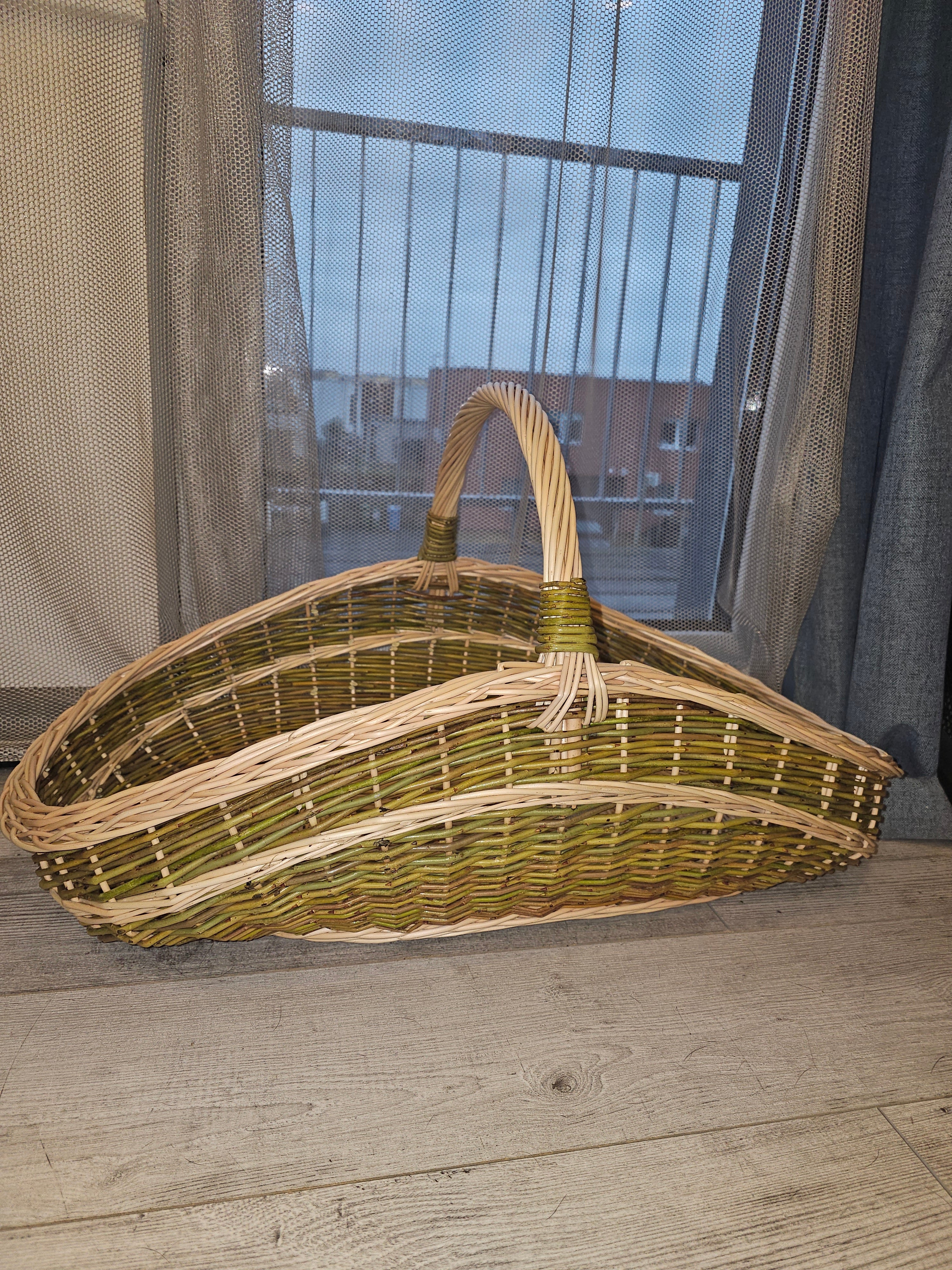 Large wicker basket 027b-1