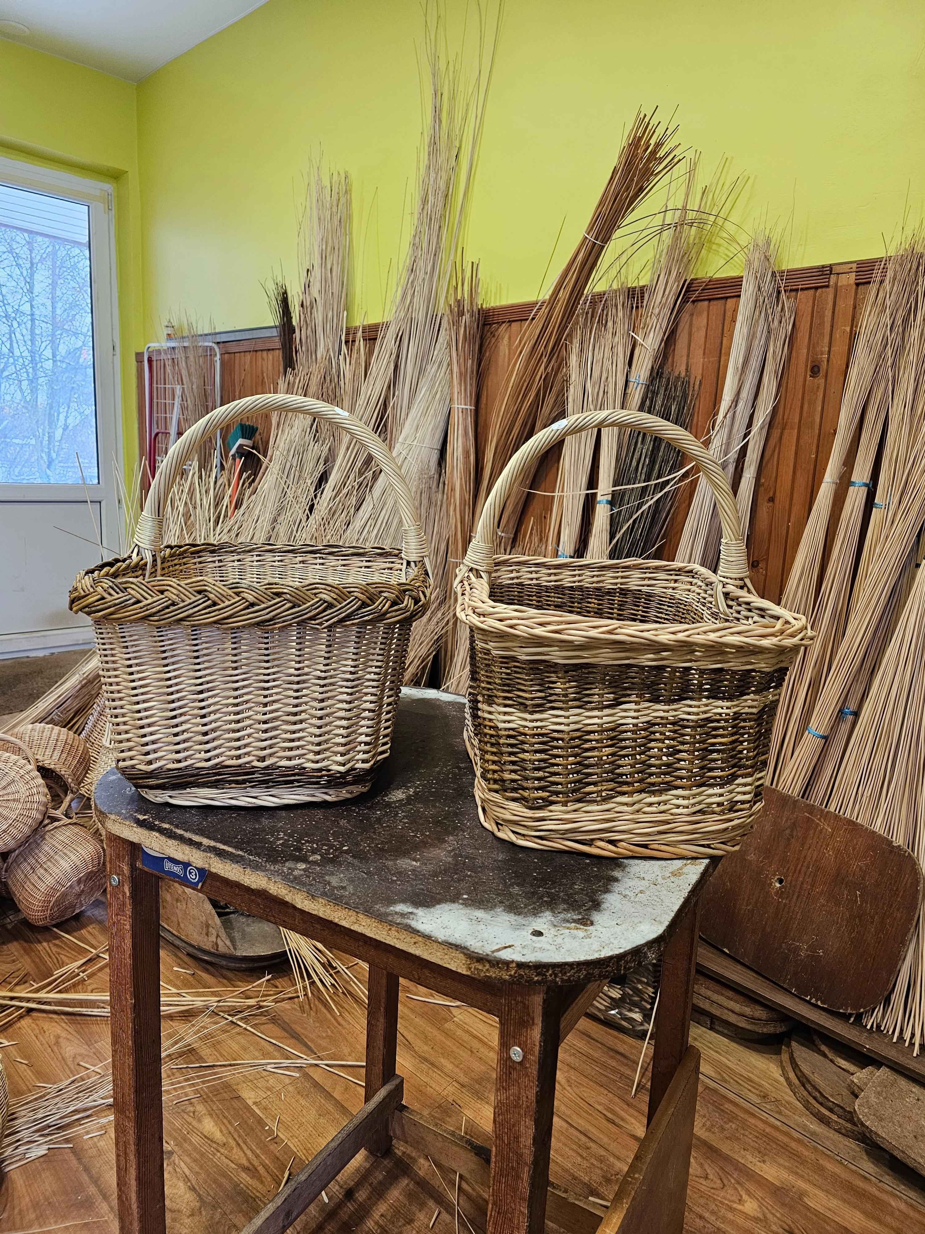 Wicker basket 022r