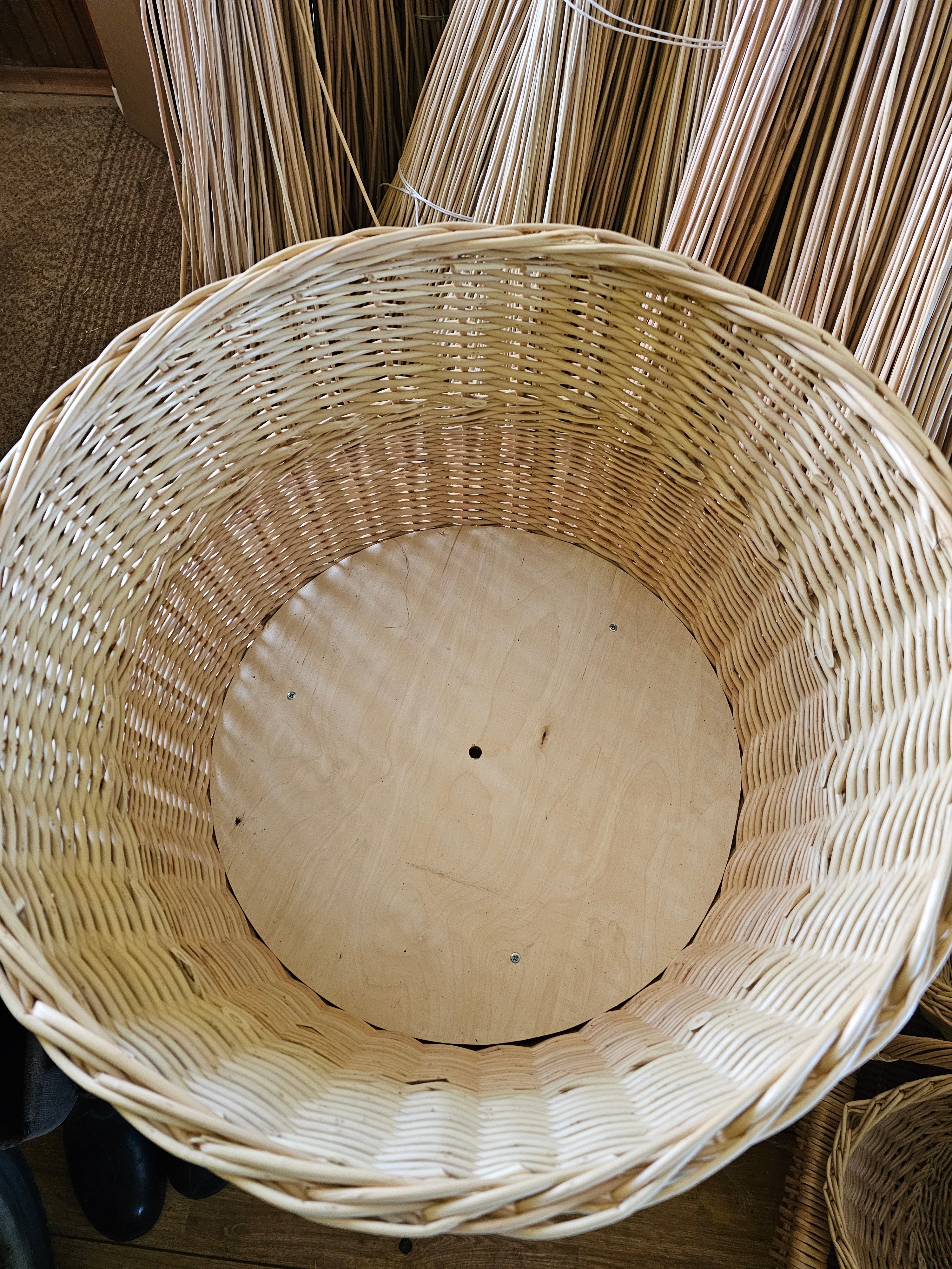Display Basket 001r-1