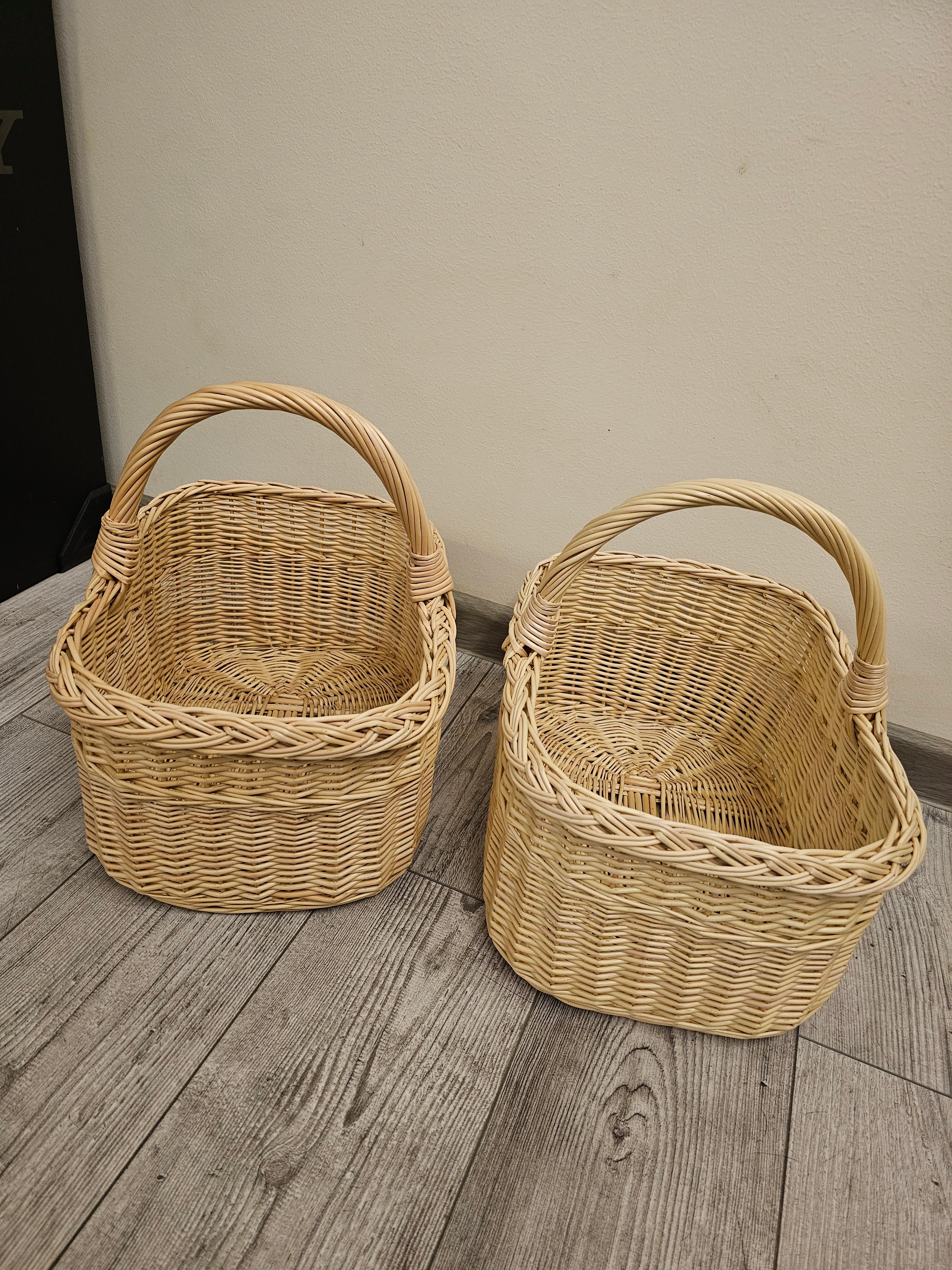 Handmade Willow Basket with Handle