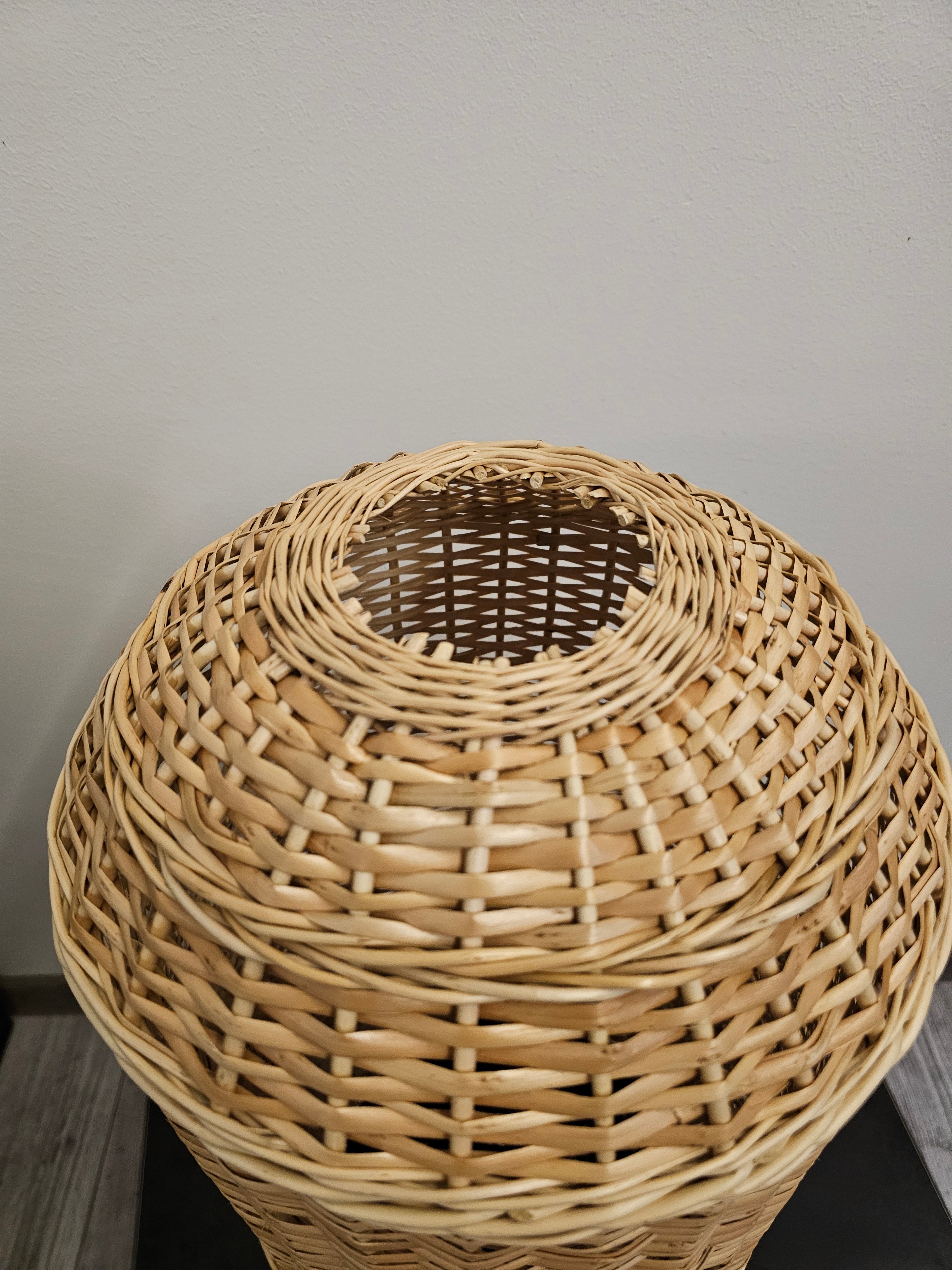 Wicker gas cylinder cover 012r