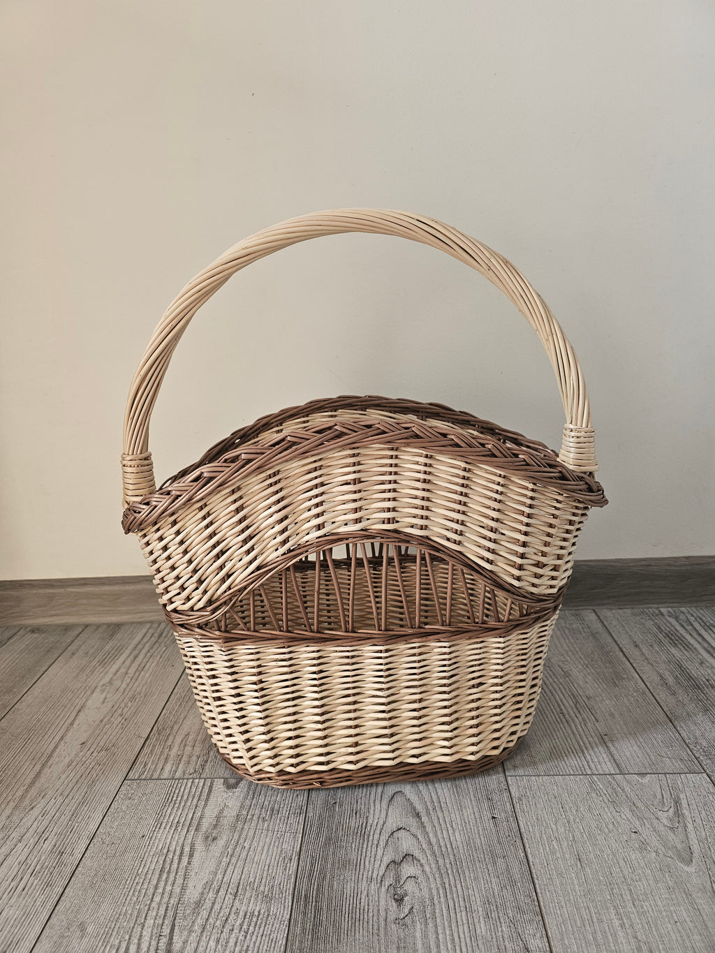Wicker basket 003b