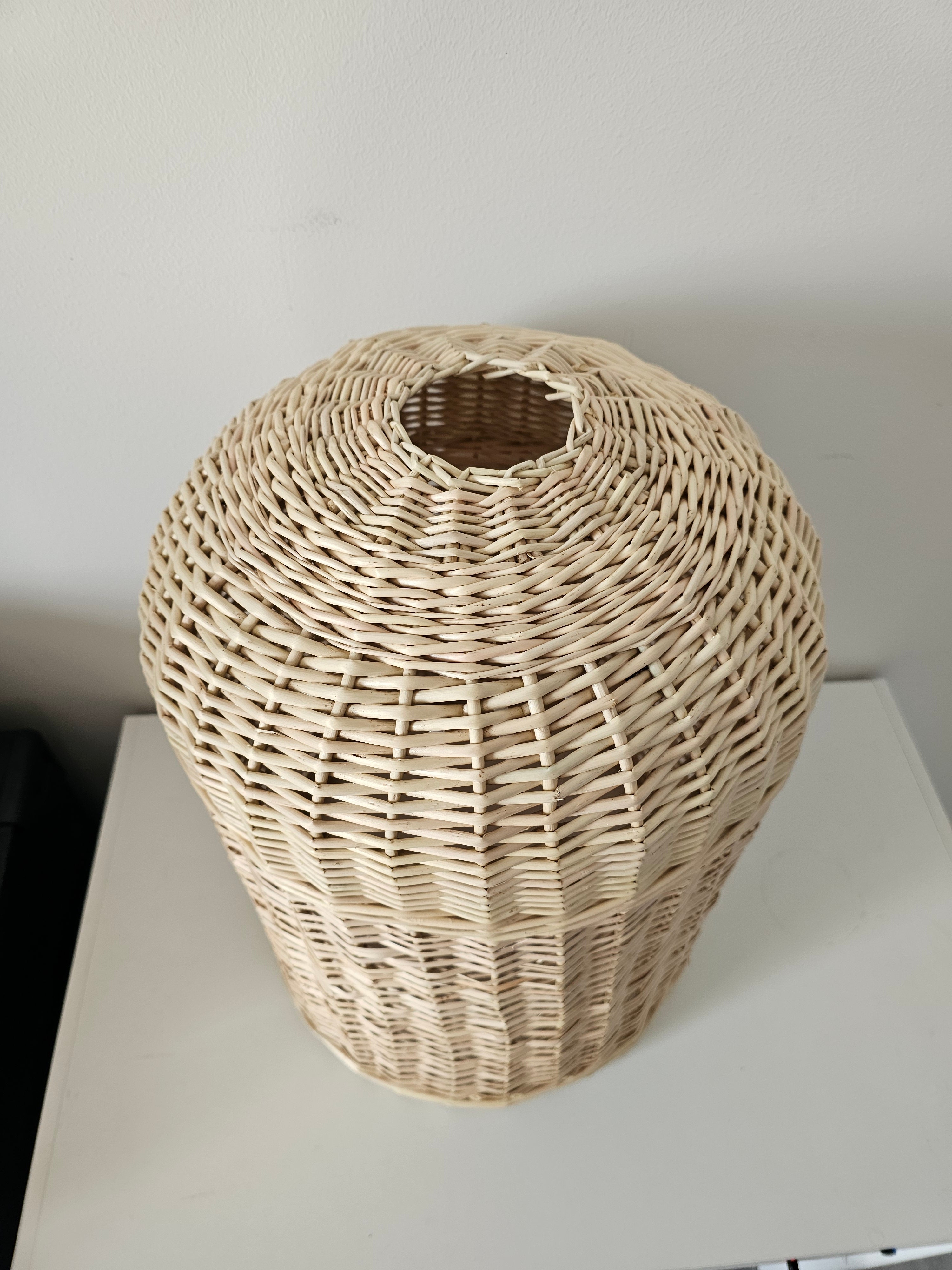 Wicker water bottle cover 008b