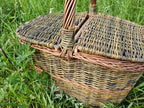 Dark picnic basket 011b