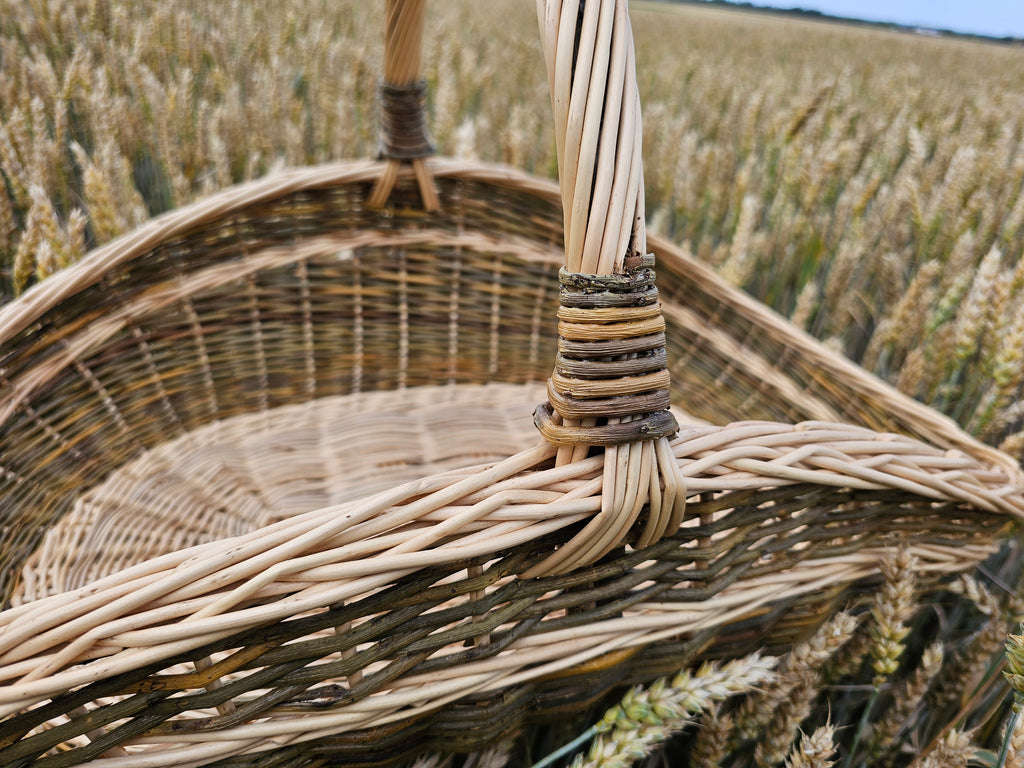 Large wicker basket 027b-1