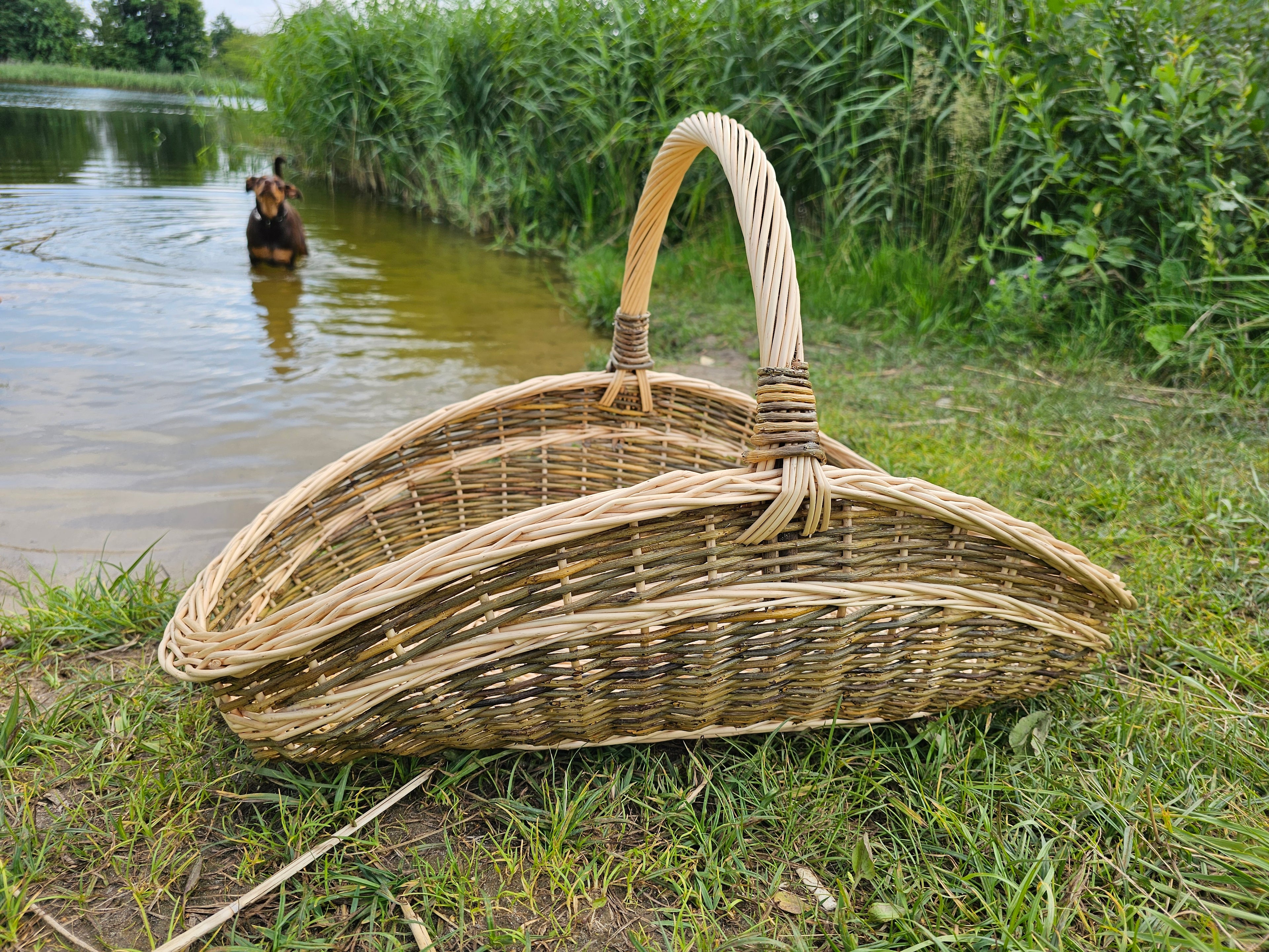 Large wicker basket 027b-1