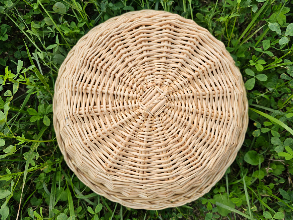 Wicker food cover 017b
