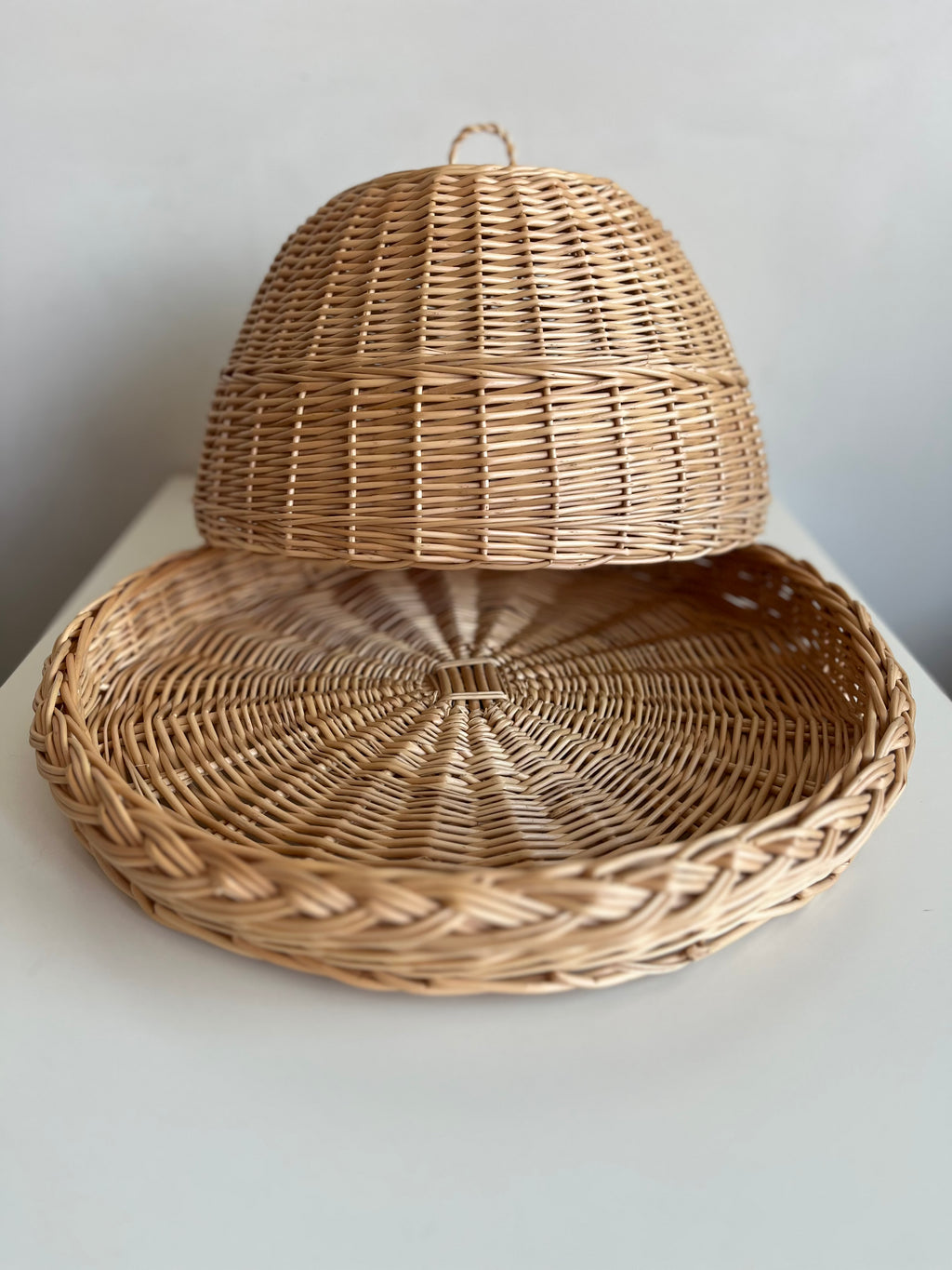 Wicker food cover 007b