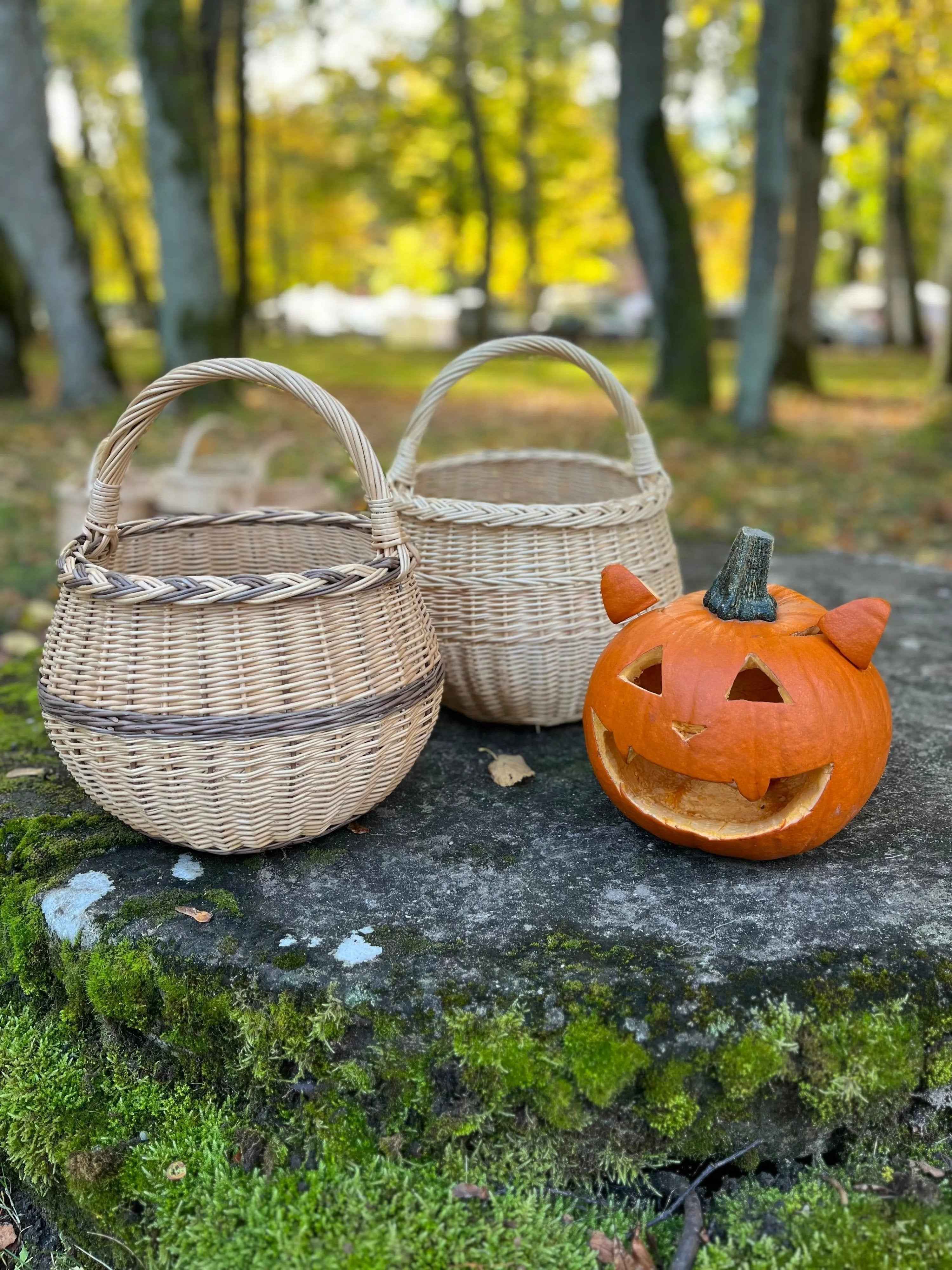Deep Willow Berry Basket — side view