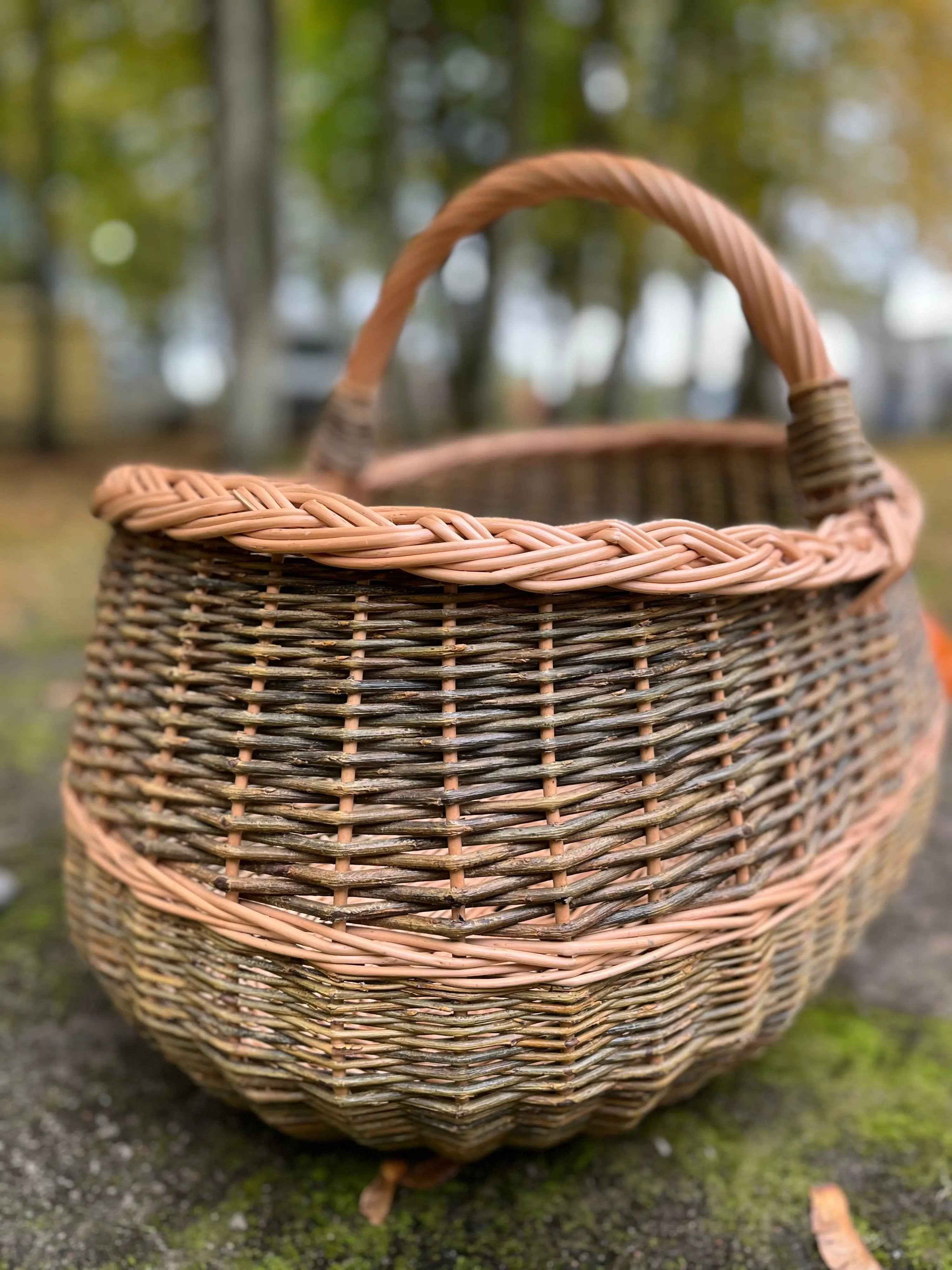 Large wicker basket 047b - NaturelyWoven wicker - handmade