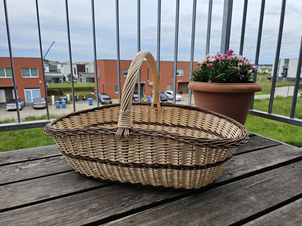 Rose-Rim Willow Trug — gold/brown
