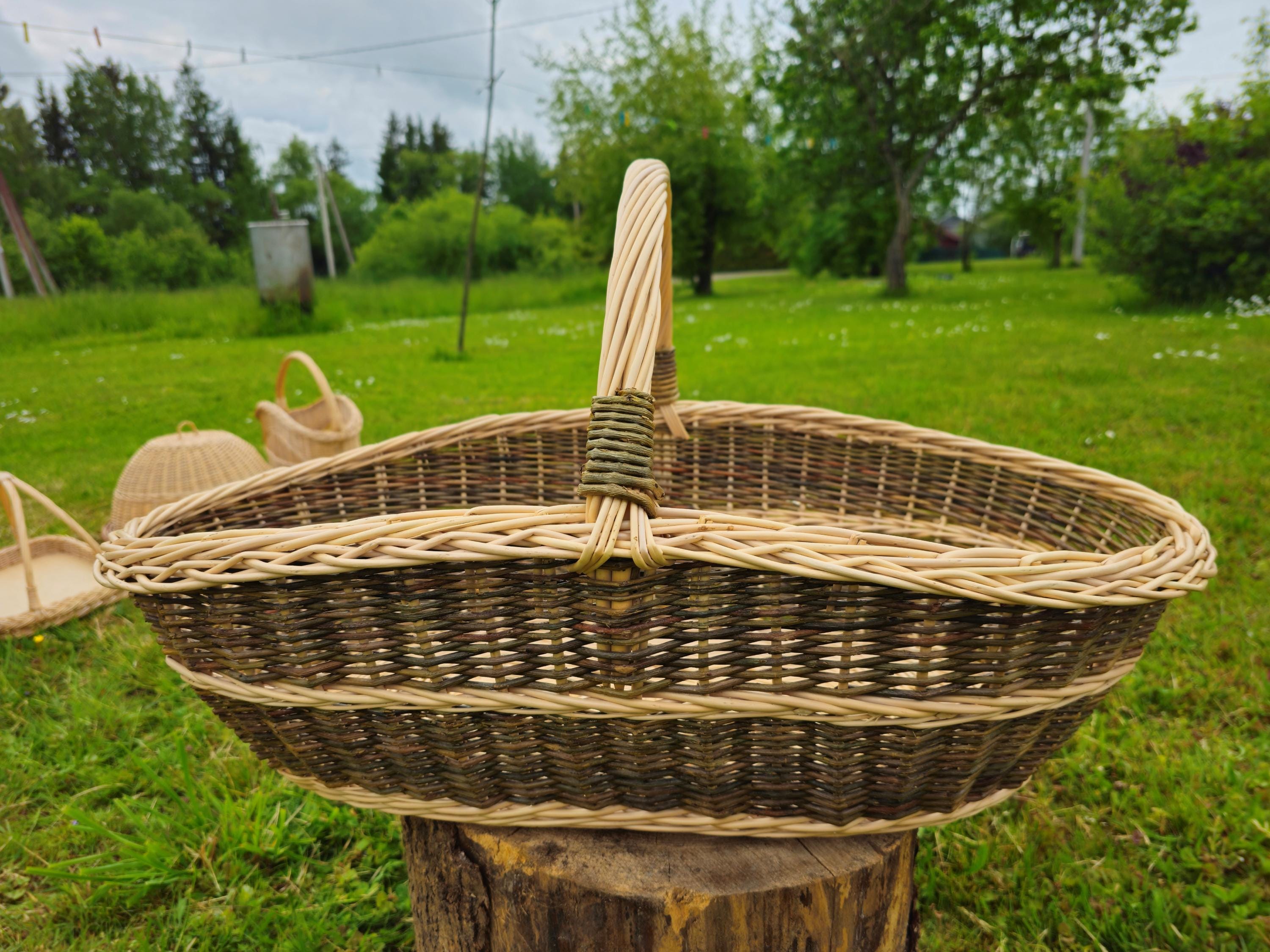 Rose-Rim Willow Trug — unpeeled/gold