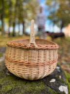 Round Willow Mushroom Basket — gold/pink