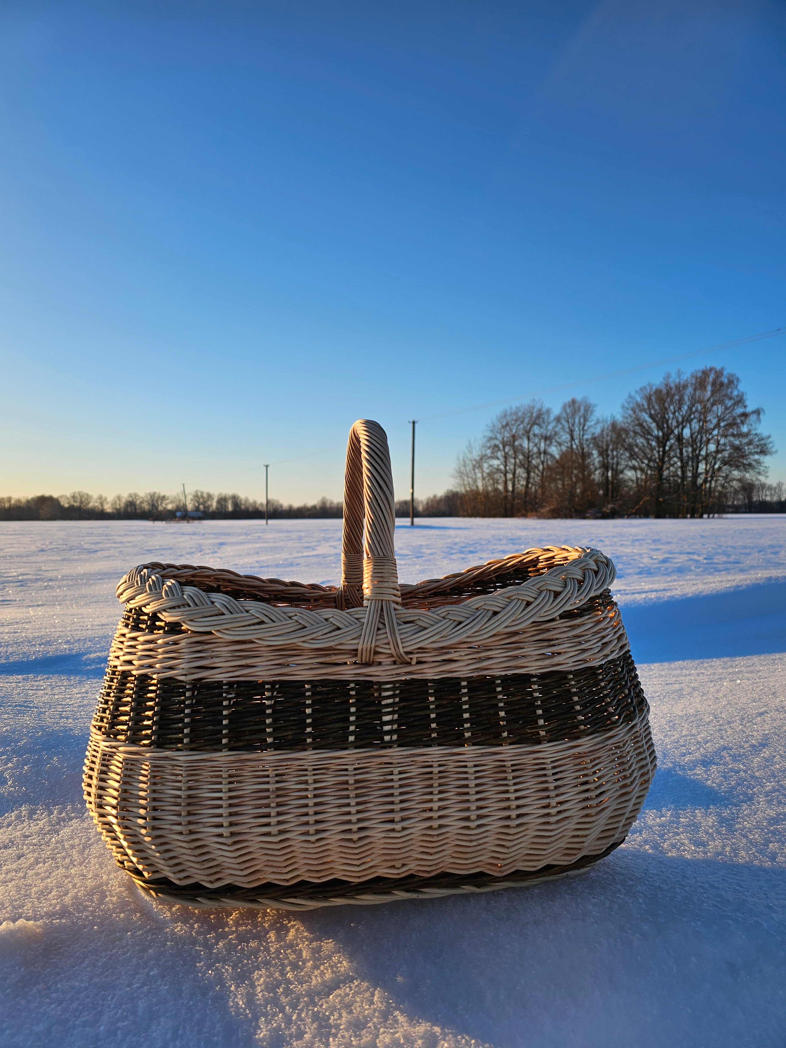 Large Wicker Basket in Beige/Unpeeled — handmade wicker basket