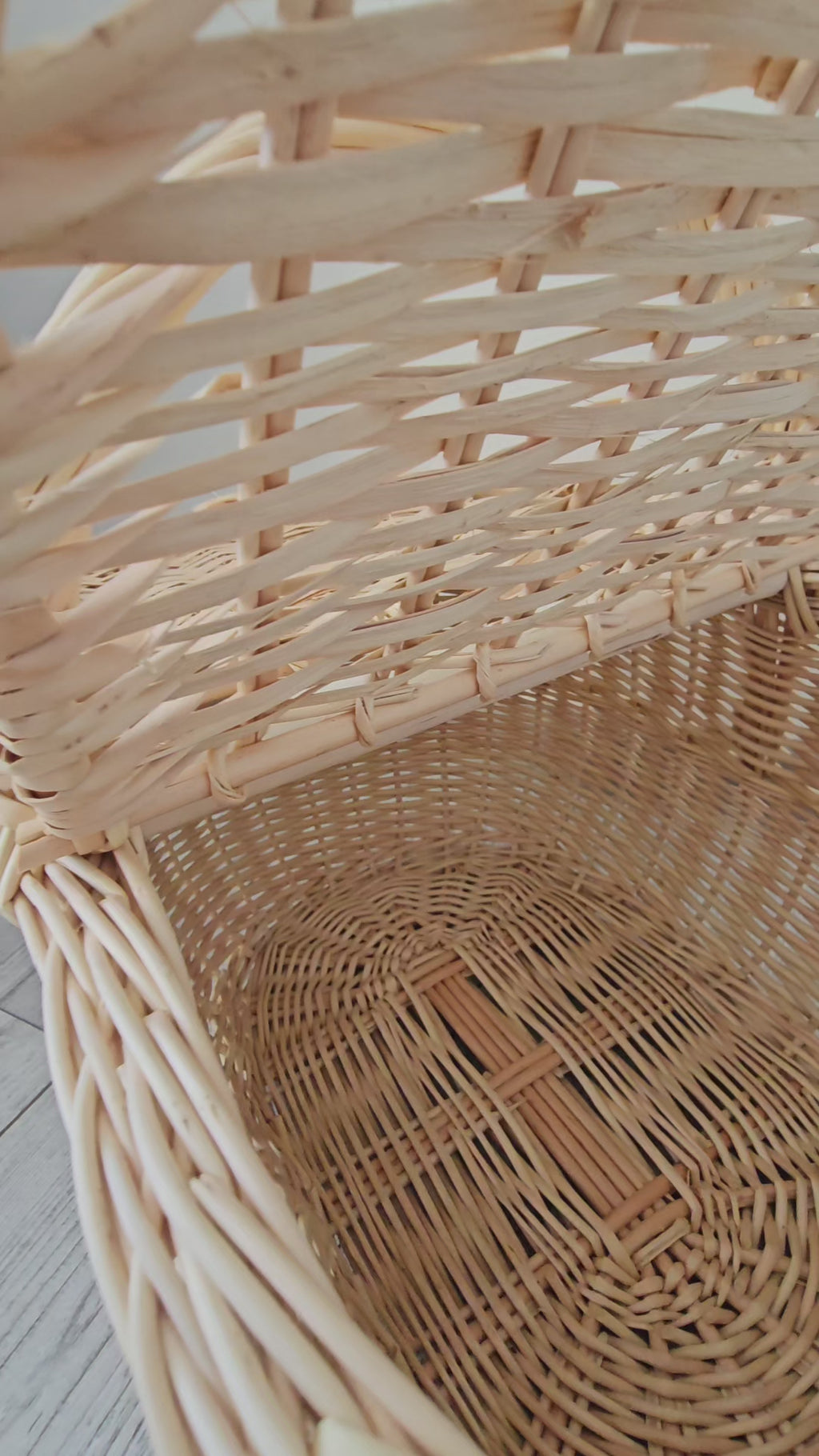 Double-Lid Wicker Picnic Basket