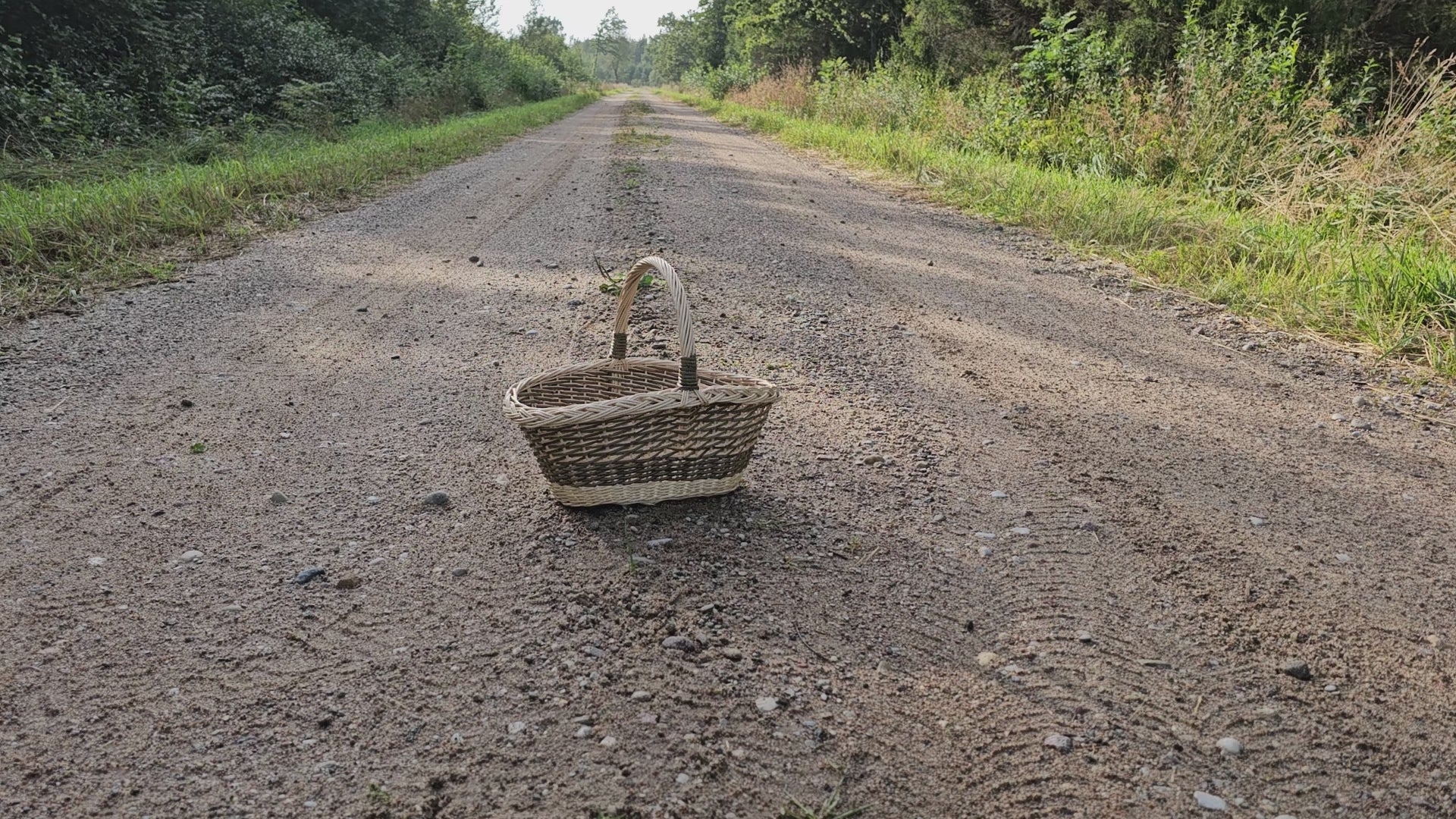 wicker-gathering-tote