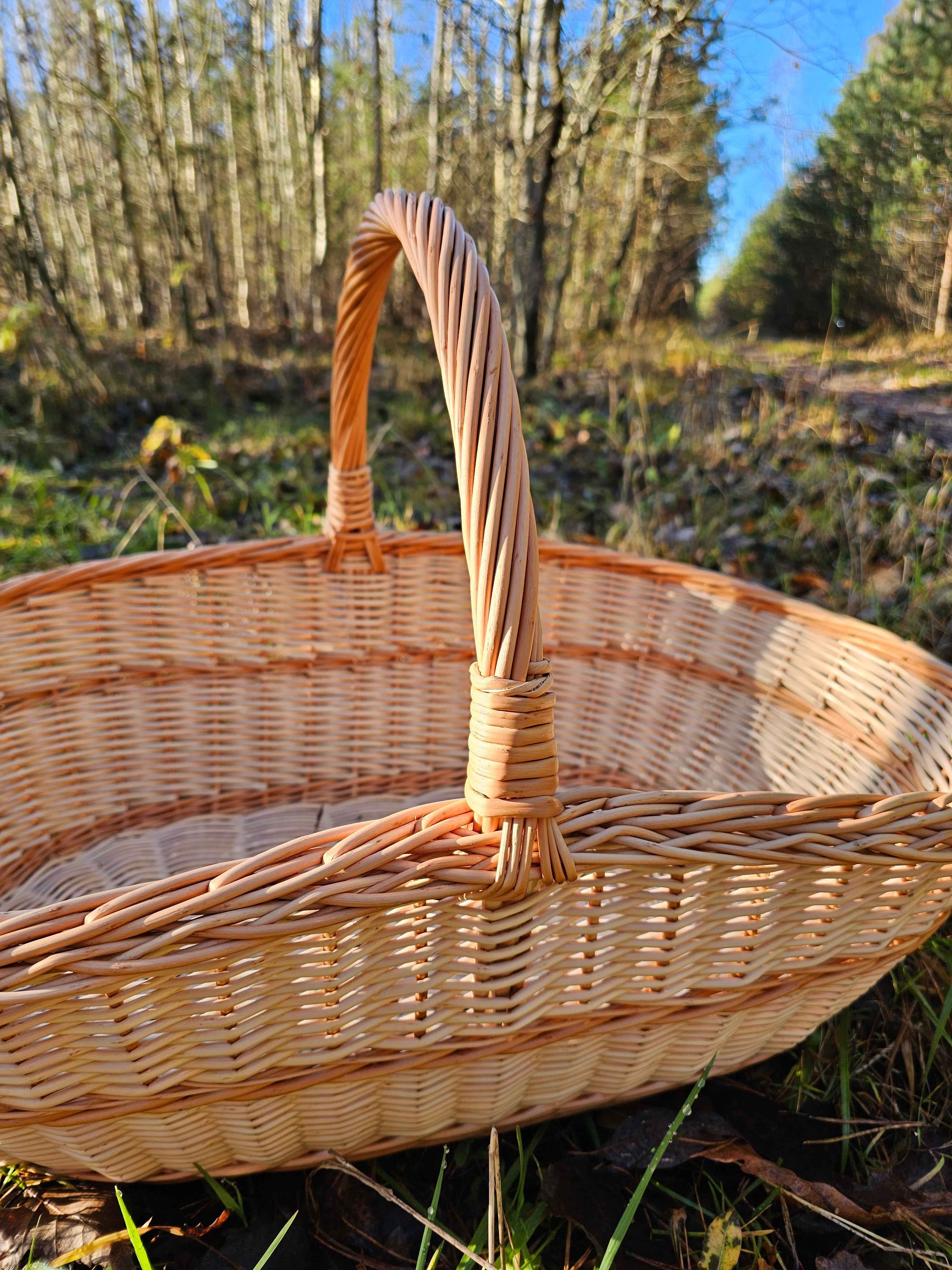 Rose-Rim Willow Trug — wicker basket, view 2