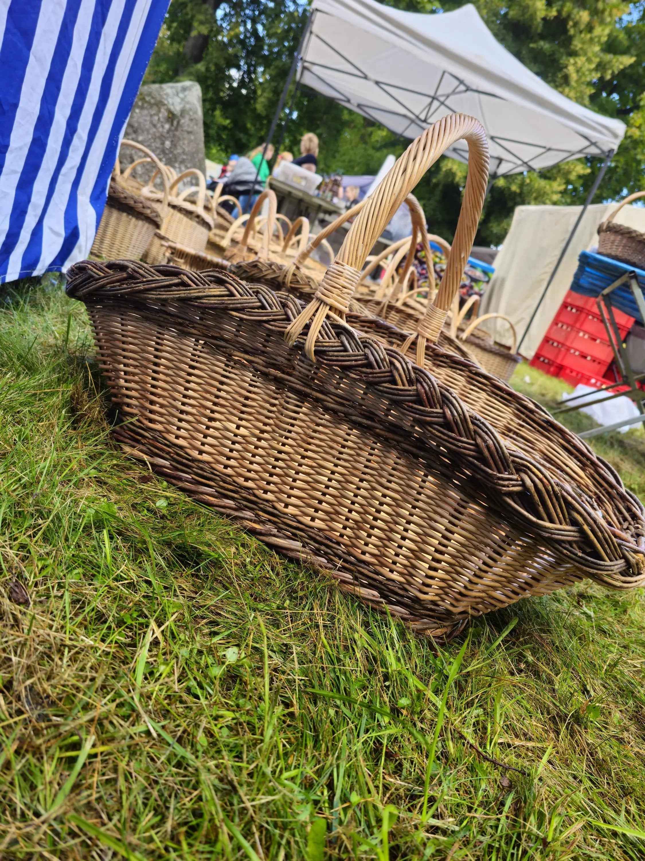 Wicker gathering basket 032r - NaturelyWoven wicker - handmade