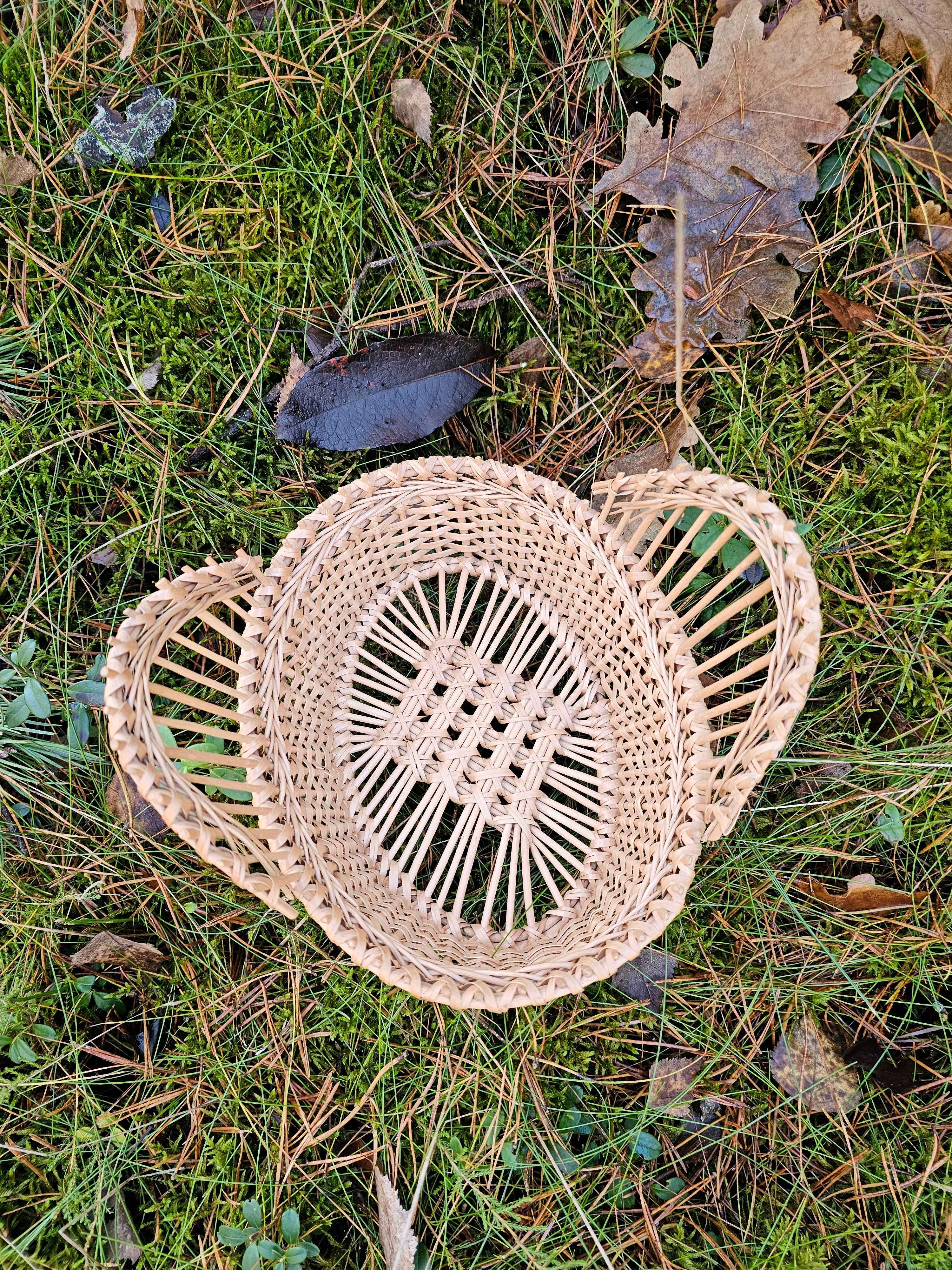 Decorative Wicker Tray — handmade wicker tray from Lithuanian willow